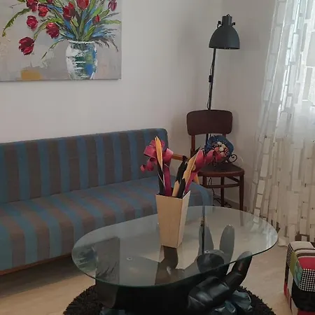 P&l Apartment