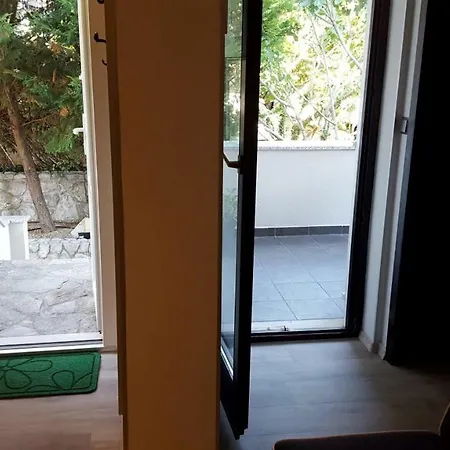P&l Apartment